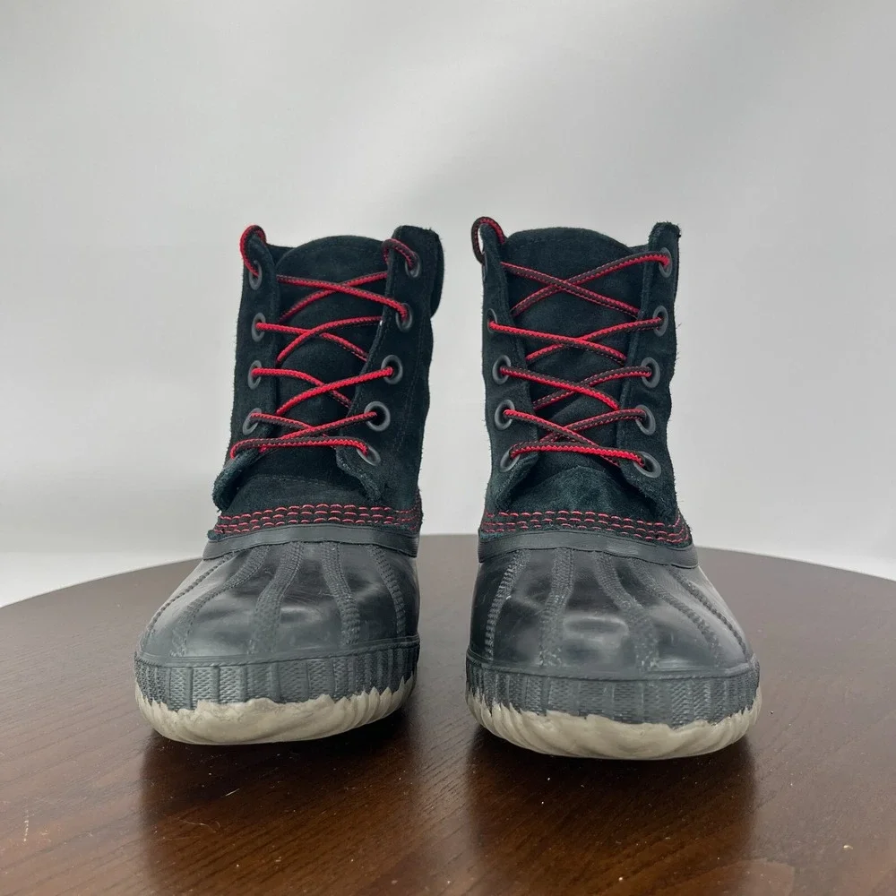 Sorel Cheyanne II‎ Youth Girls Boots 4 Black Red Suede Waterproof Duck Shoes